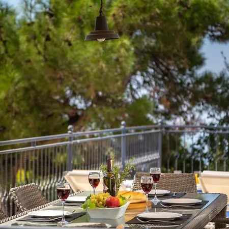 In Islamlar Sleeps 6 With Pool Air Con And Wifi Willa *