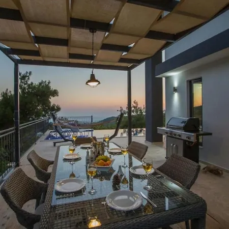 In Islamlar Sleeps 6 With Pool Air Con And Wifi *
